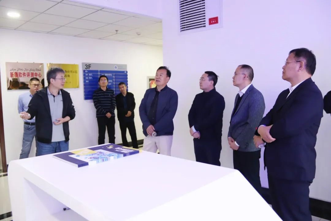 工信部信息技术发展司一级巡视员王建伟调研新疆信创产业_工信动态_新疆维吾尔自治区工业和信息化厅
